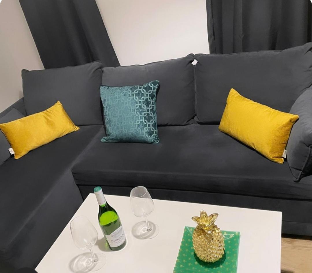 Home Suites Center Granada 2 Екстер'єр фото