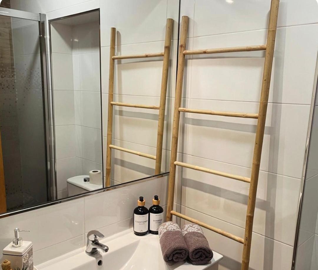 Home Suites Center Granada 2 Екстер'єр фото