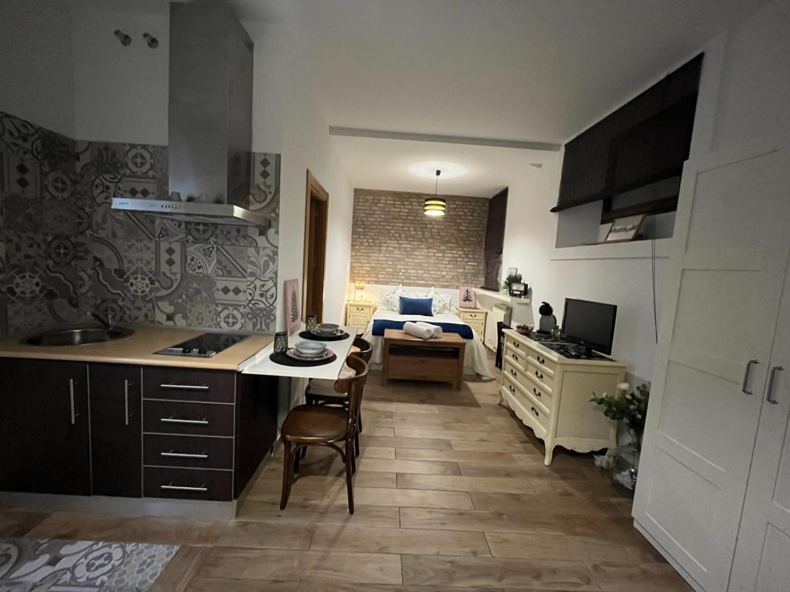 Home Suites Center Granada 2 Екстер'єр фото