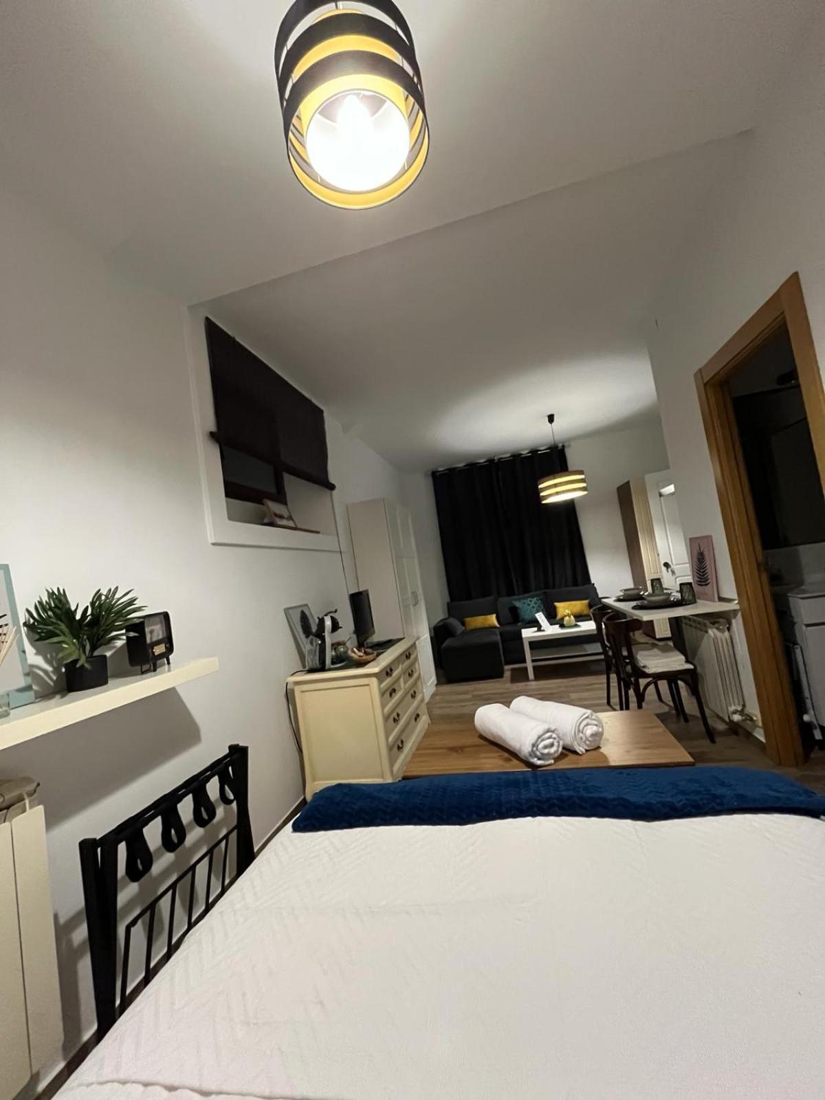 Home Suites Center Granada 2 Екстер'єр фото